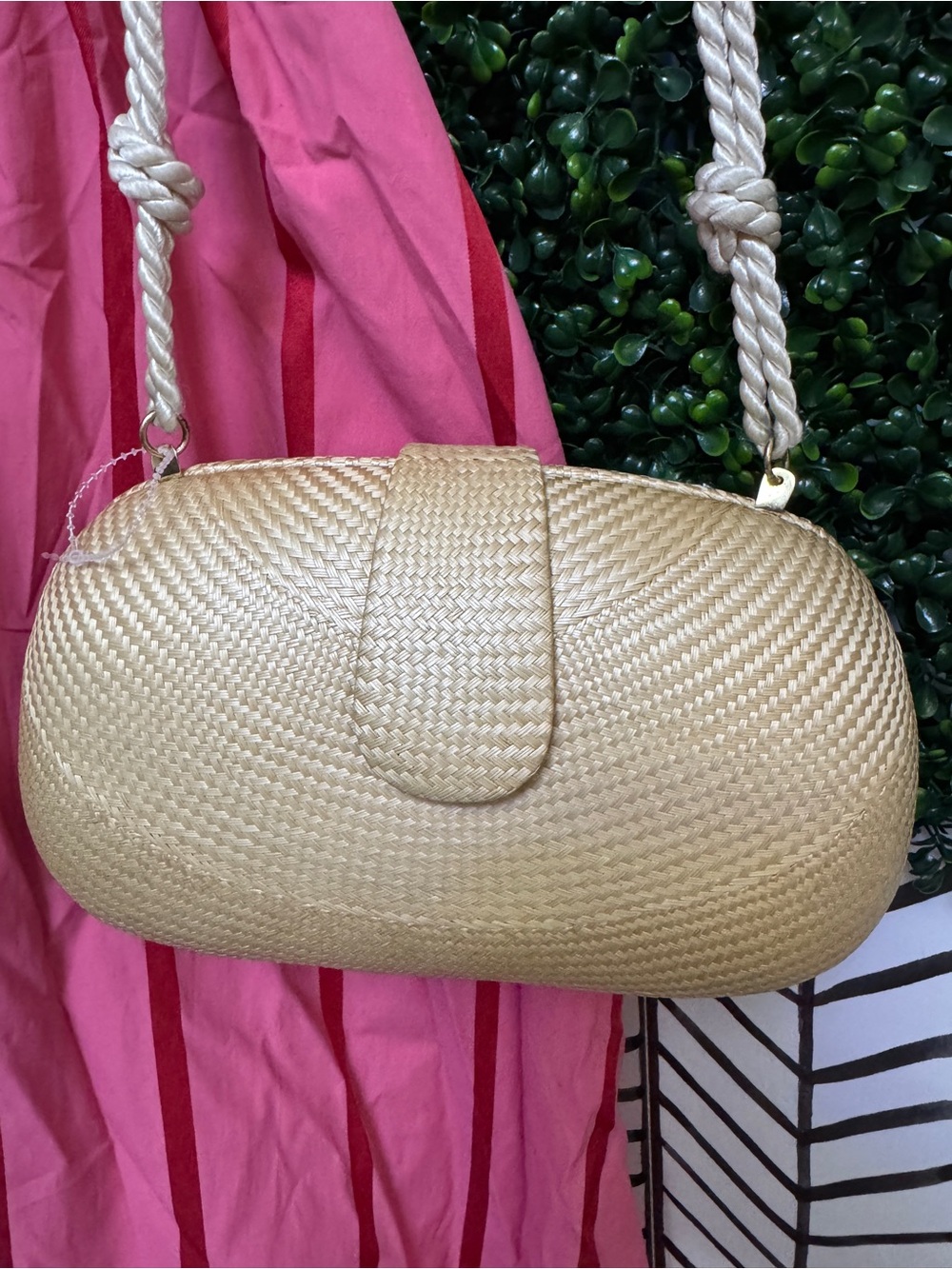 New Woven Straw Crossbody Bag in Natural Gold